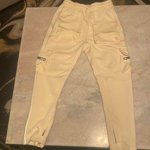 These are stylish joggers that comes in the color cream/khaki